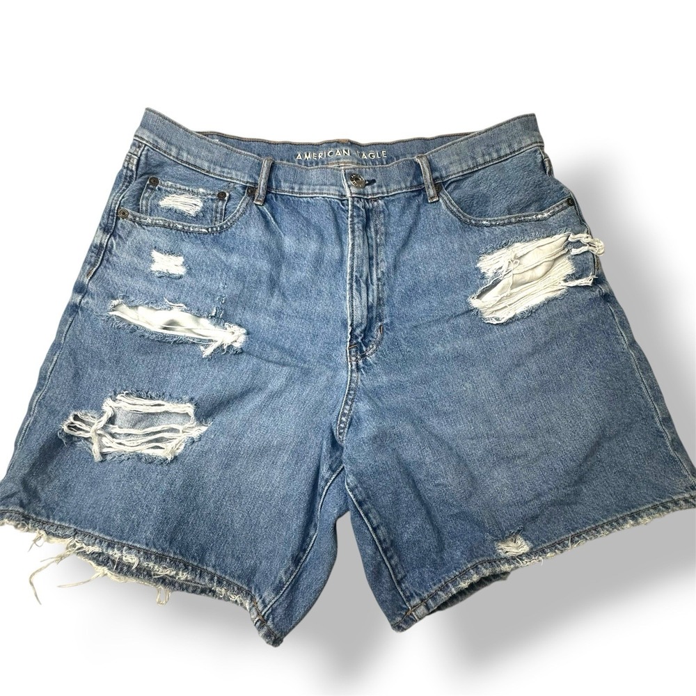 American Eagle 90s Boyfriend Shorts Size 18 High Rise Distressed Cutoff Denim 7"